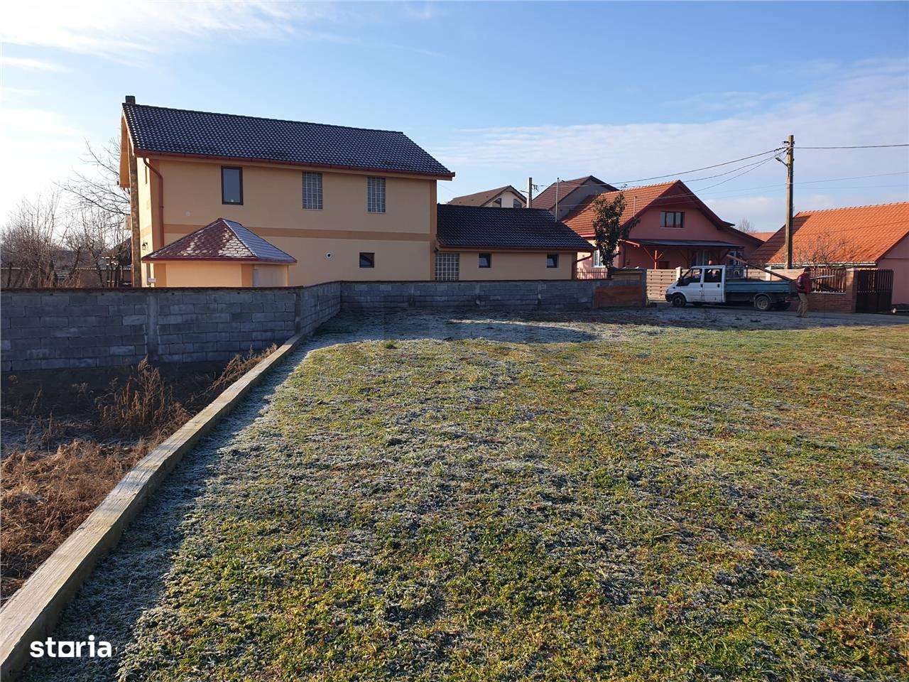 Teren intravilan in Bors cu toate utilitatile - Imagine principală: 4/5