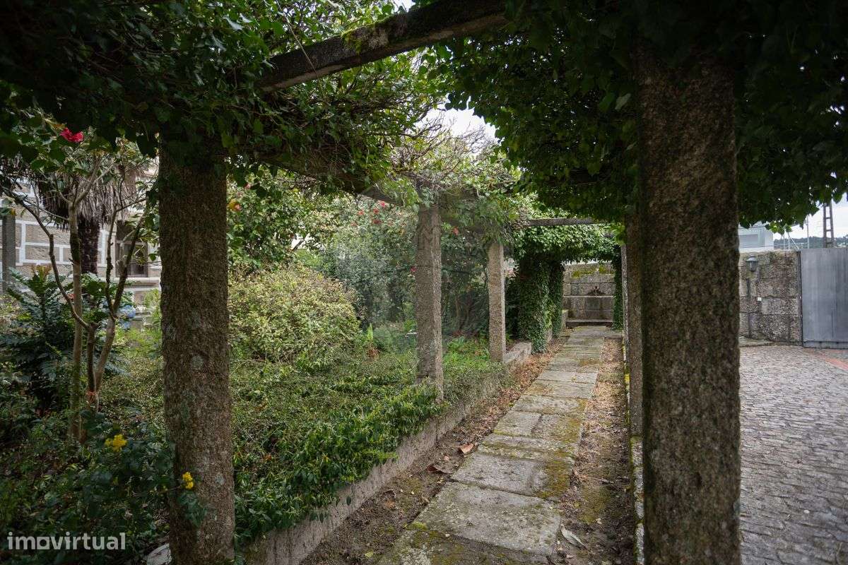 Moradia T7 para venda-25