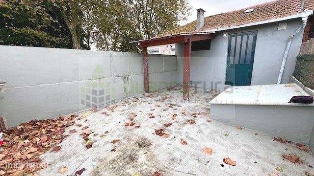 Moradia | Bairro de Santo Eugénio (à Circunvalação e Rua das Cegonh... - Grande imagem: 3/28