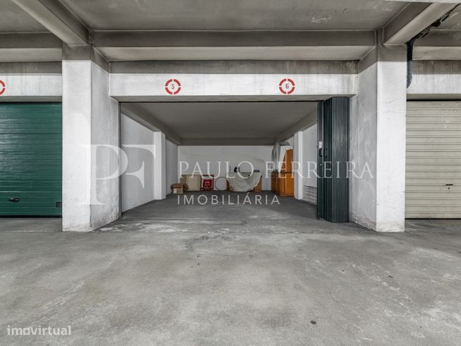 Apartamento T6 no centro de Famalicão-26