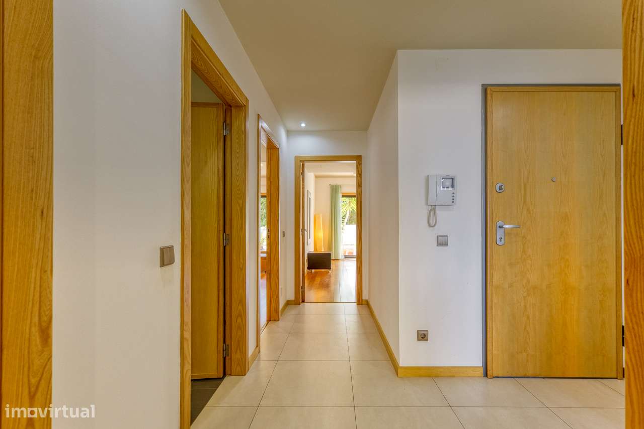 Apartamento T2, piscina e lugar de estacionamento - S Martinho Porto-22