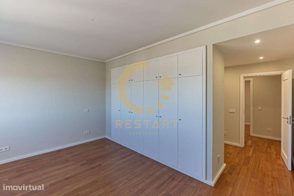 Penthouse T4 de Luxo - Edifício Porto Magnum-34