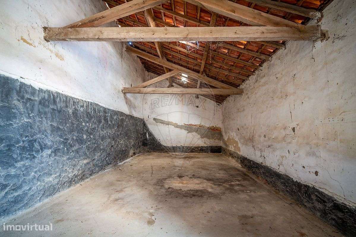 Moradia T4 para venda-23