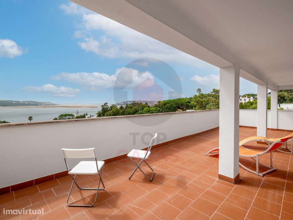 Moradia com Carácter e Encanto com Vista para a Lagoa de Óbidos-27