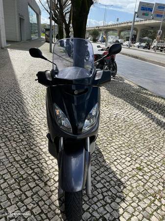 Yamaha X-Max - 10