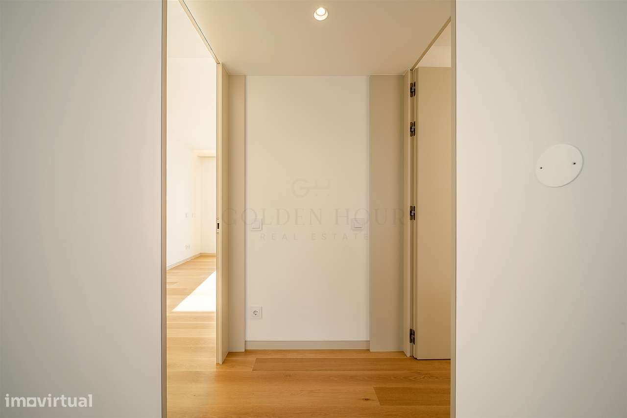 Moradia T4 de Luxo em Canidelo com Vista Mar | Golden Hour Real Estate-32