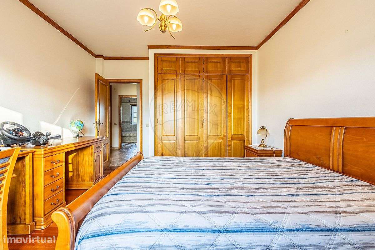 Moradia T4 para venda-20