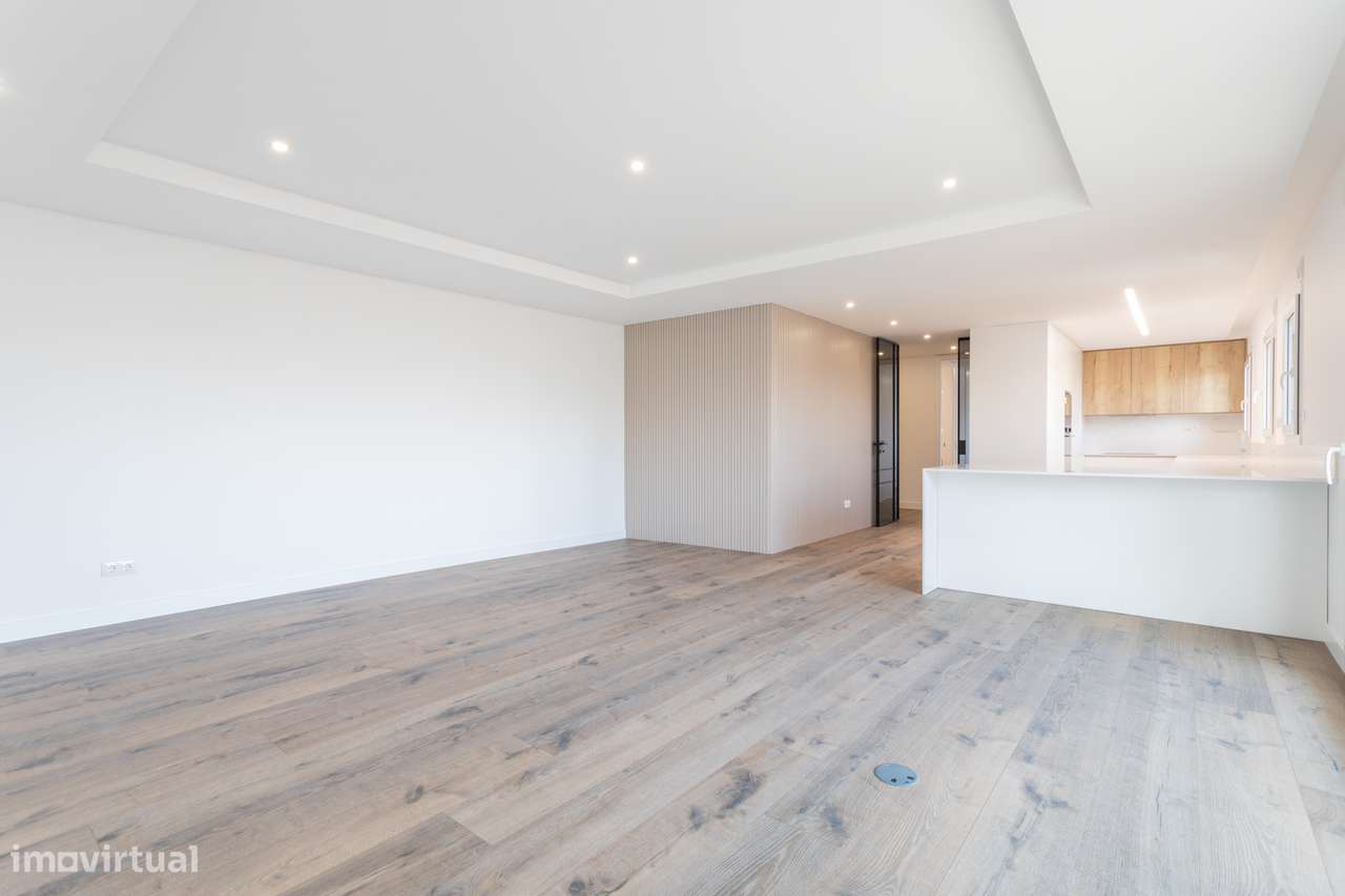 Deslumbrante T3+T2, Terraço e parqueamento - Grande imagem: 5/15