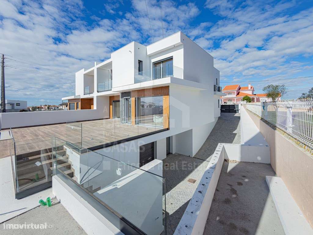 Vende Moradia T4 - Ericeira 14 km, A Casa das Casas - Grande imagem: 5/38