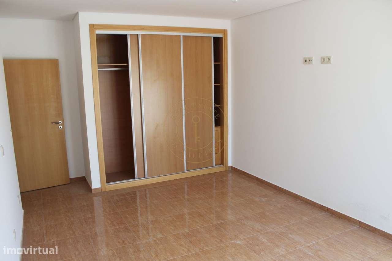 Apartamento T3 Parada de Cima-14