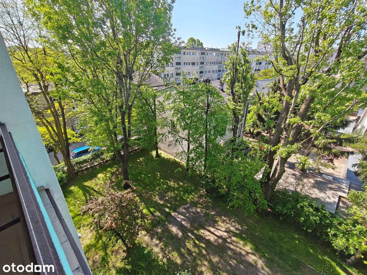 Słoneczne mieszkanie 2-pokojowe z dużym balkonem-10