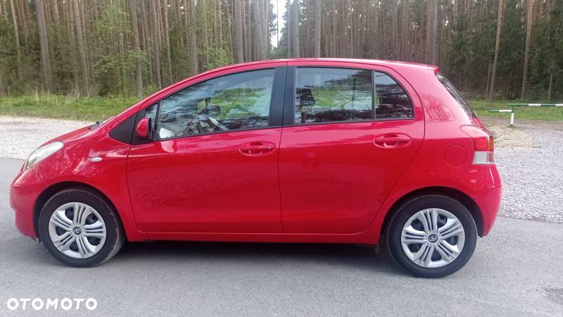 Toyota Yaris 1.33 VVT-i Sol - 2