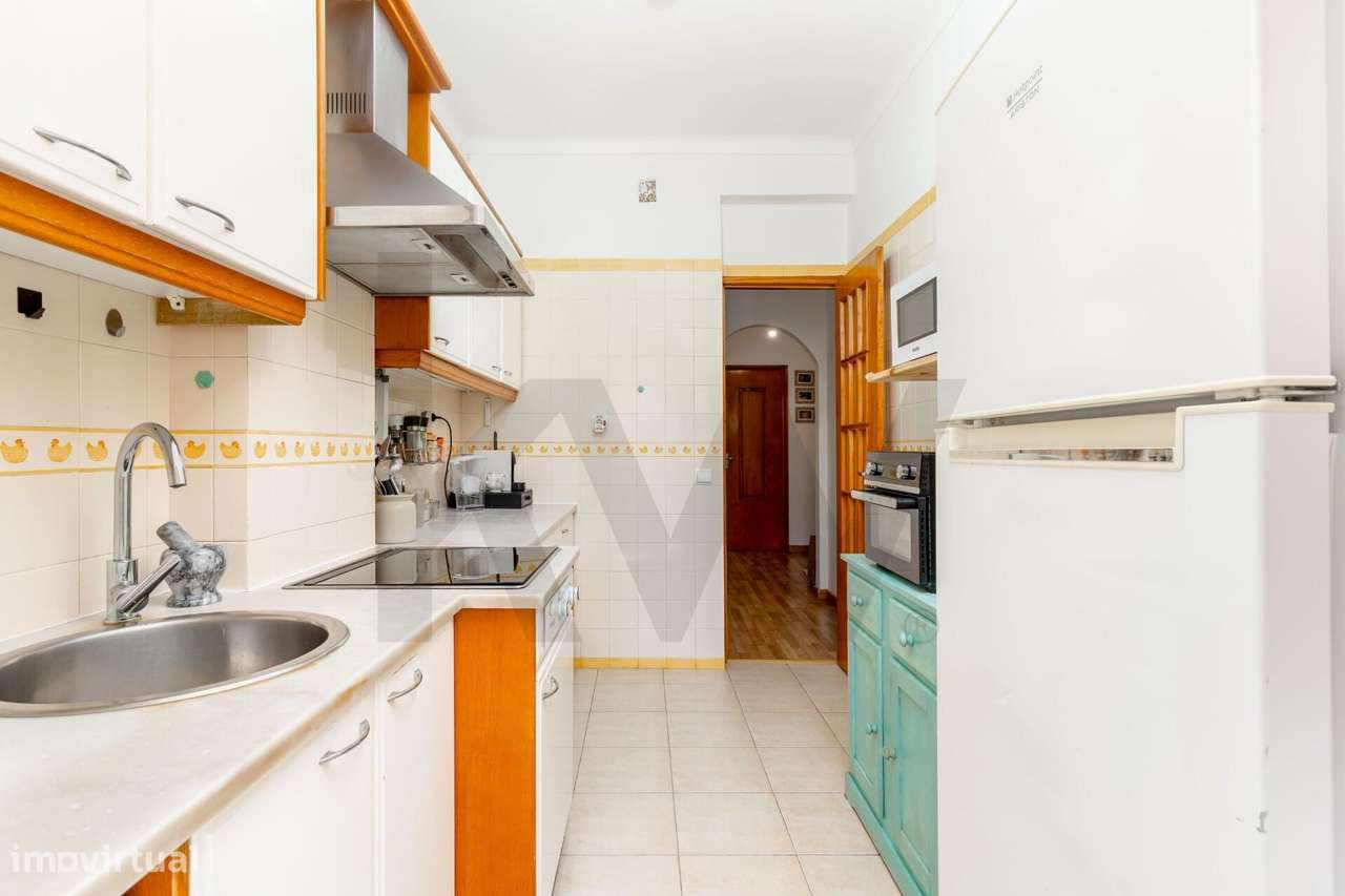 Apartamento T2 no Centro do Barreiro, com bastante Luz Natural, Confor-12