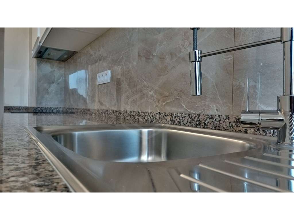 Apartamento T3 totalmente remodelado e com uma excelente localizaçã... - Grande imagem: 4/21