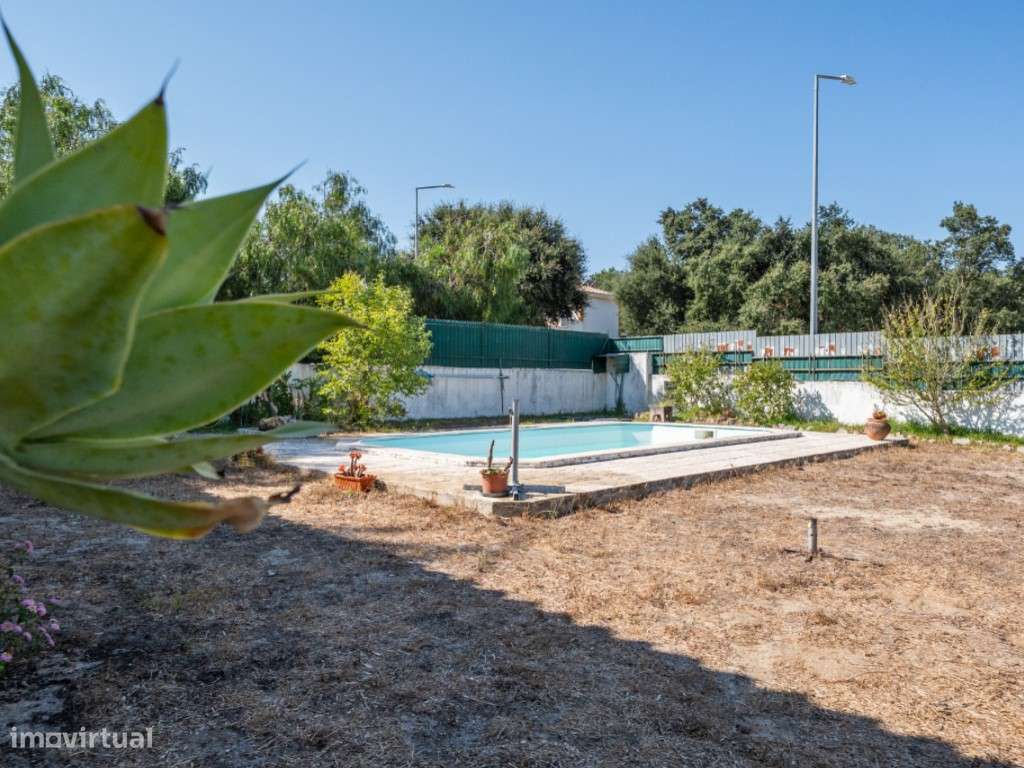 SESIMBRA - ALTO DAS VINHAS - MORADIA ISOLADA, SÓTÃO, ANEXO, PISCINA...-21