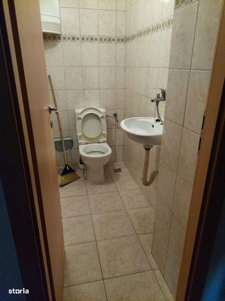 Apartament cu 3 camere , str Stuparilor , Zona Lipovei - Imagine principală: 5/7