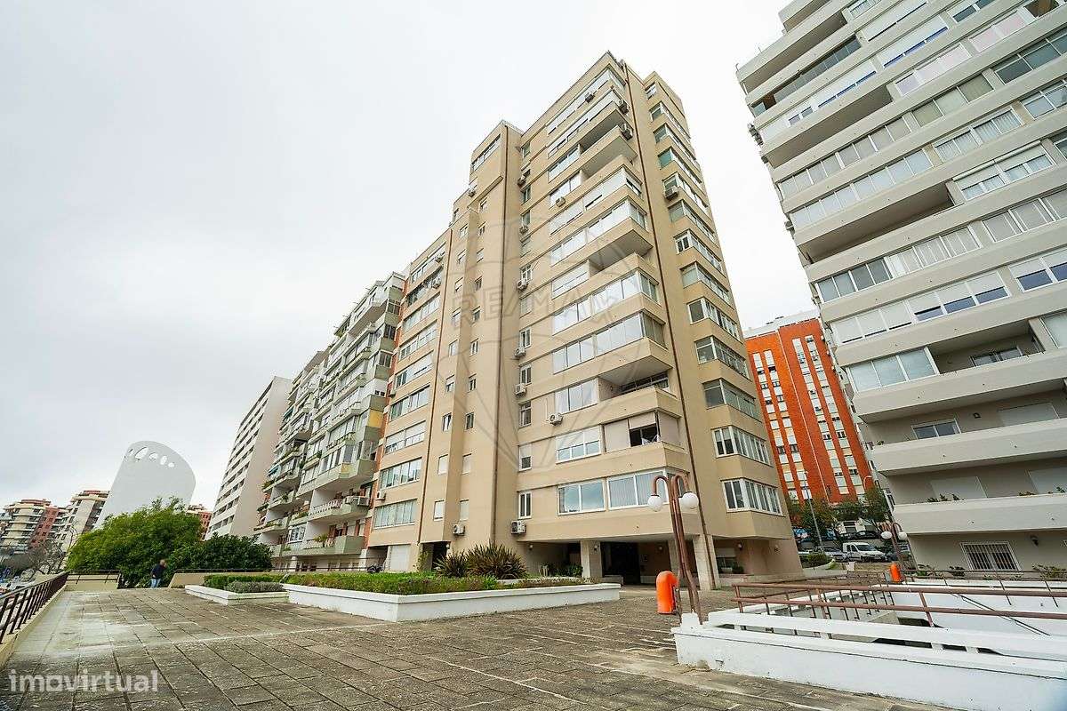 Apartamento T4 para venda-23