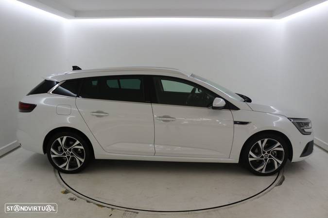 Renault Mégane Sport Tourer - 8