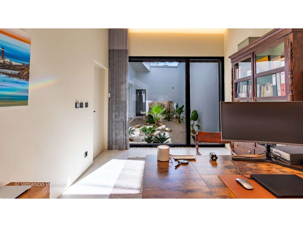 Vende Moradia T4 - Ericeira 3 km, A Casa das Casas-30