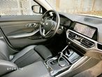 BMW Seria 3 318i Sport Line - 13