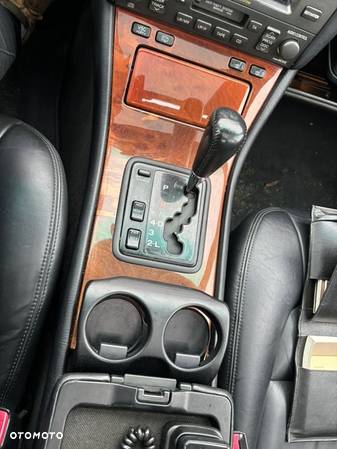 Lexus LS 400 - 16