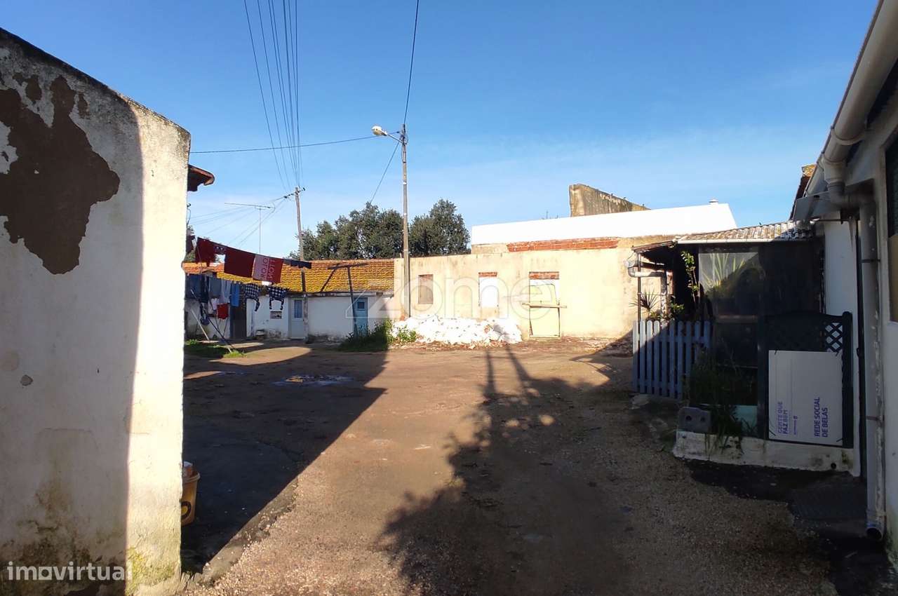 Moradias e terreno a venda. Oportunidade de investimento-10