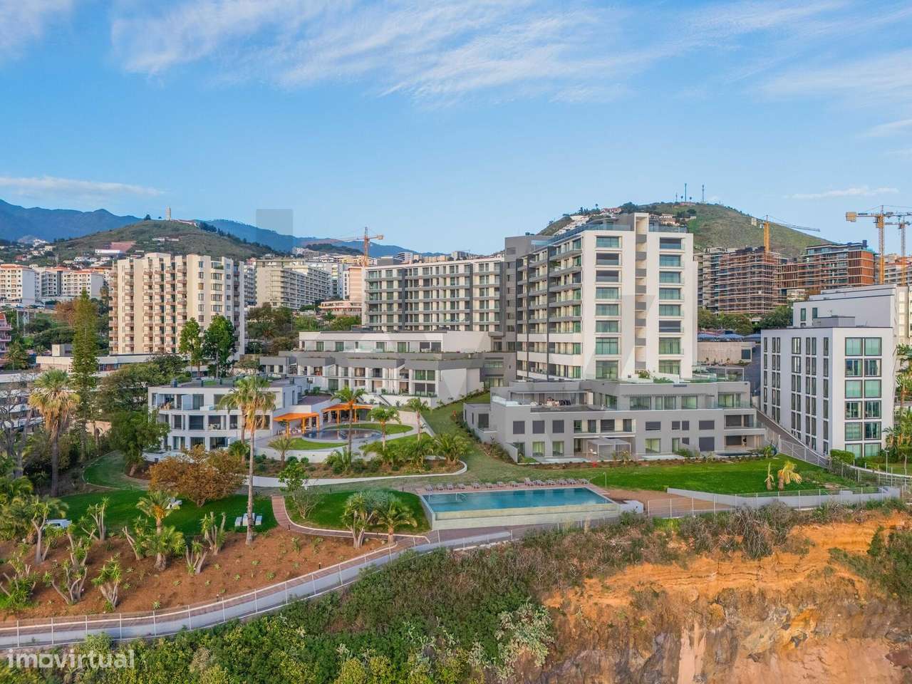 Exclusivo Apartamento T2 no Madeira Acqua Residences com Vista Mar - Grande imagem: 2/55