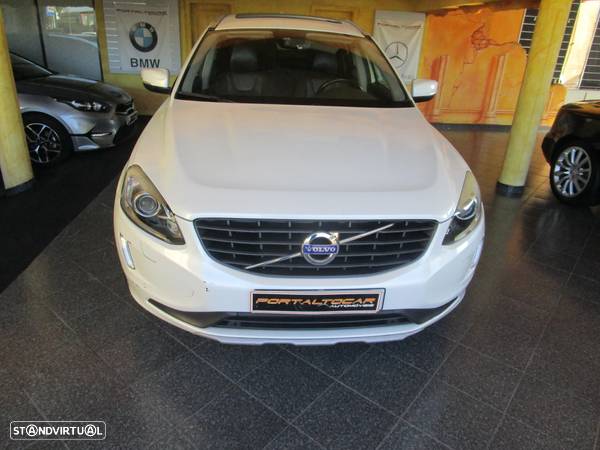 Volvo XC 60 2.0 D4 R-Design Geartronic - 2