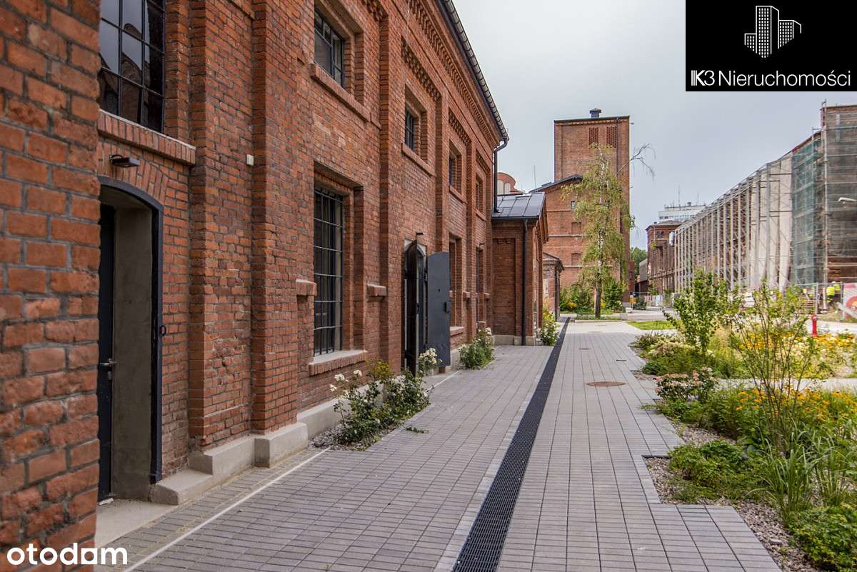 Prestiżowe, Fuzja, w samym centrum, 2 balkony-15