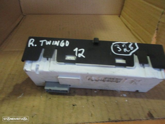 Peça - Display Relogio 281199705 Renault Twingo 2012