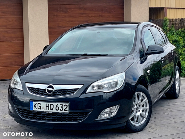 Opel Astra 1.4 ECOFLEX Design Edition - 10