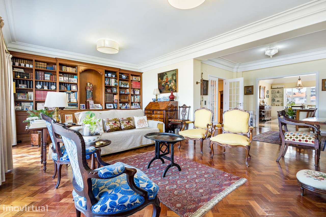 Apartamento Luxuoso Na Avenida Da Republica 6 Quartos Com Varandas E