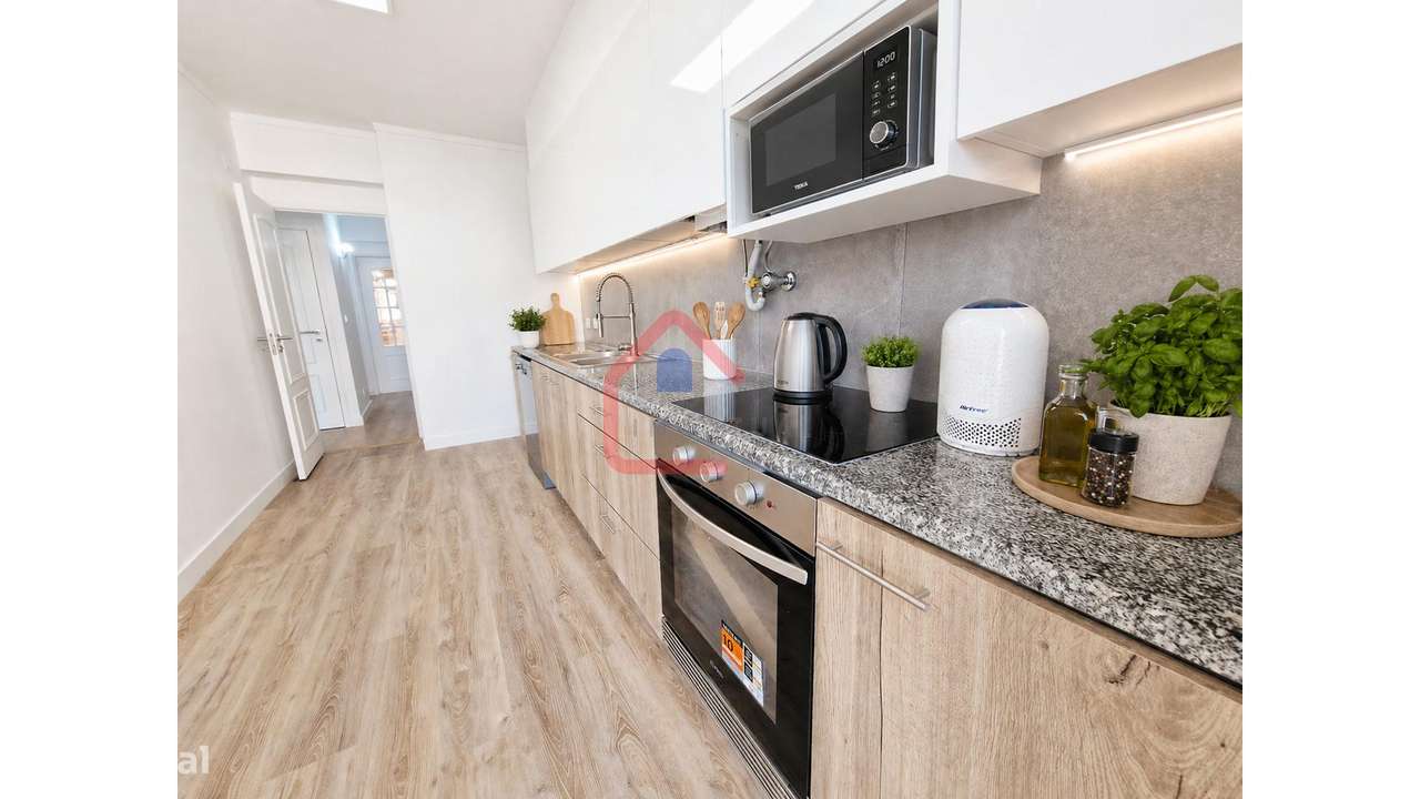 Apartamento T3 Em Benfica