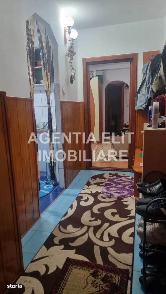 Apartament 2 camere, zona Capat 1, etajul 1-5