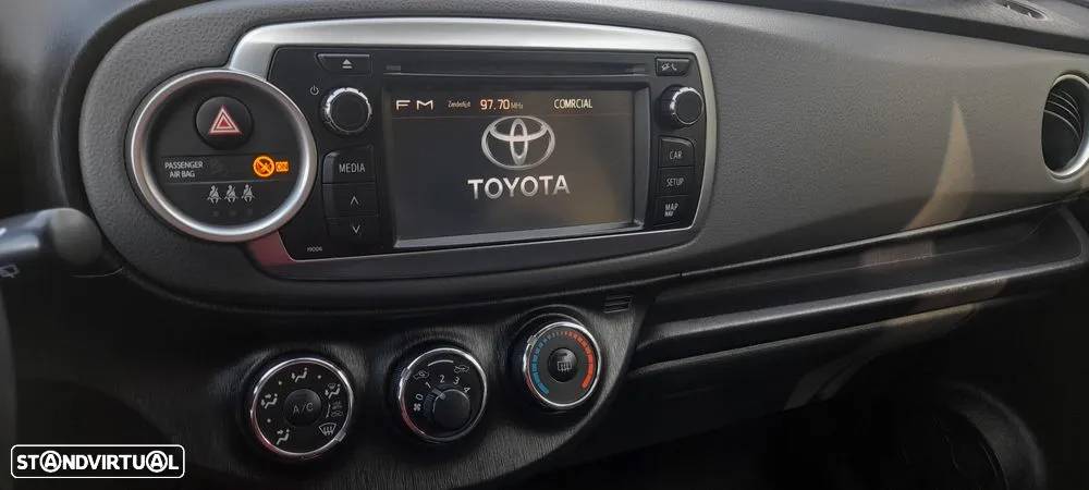 Toyota Yaris 1.4 D-4D Comfort+Navi - 9