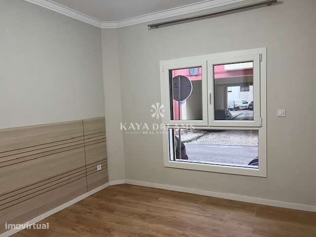 T3 Totalmente Remodelado localizado na Baixa da Banheira, no concel...-5