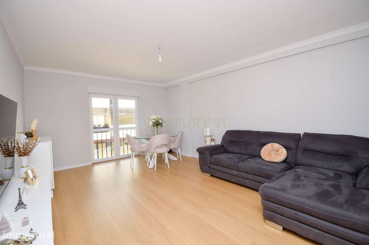 Apartamento T2 totalmente remodelado | Ramada, Odivelas - Grande imagem: 4/21