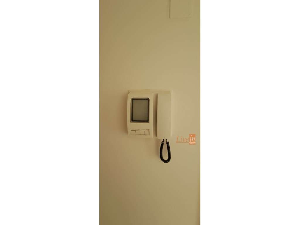 Apartamento T2 Totalmente Remodelado na Tapada das Mercês-18