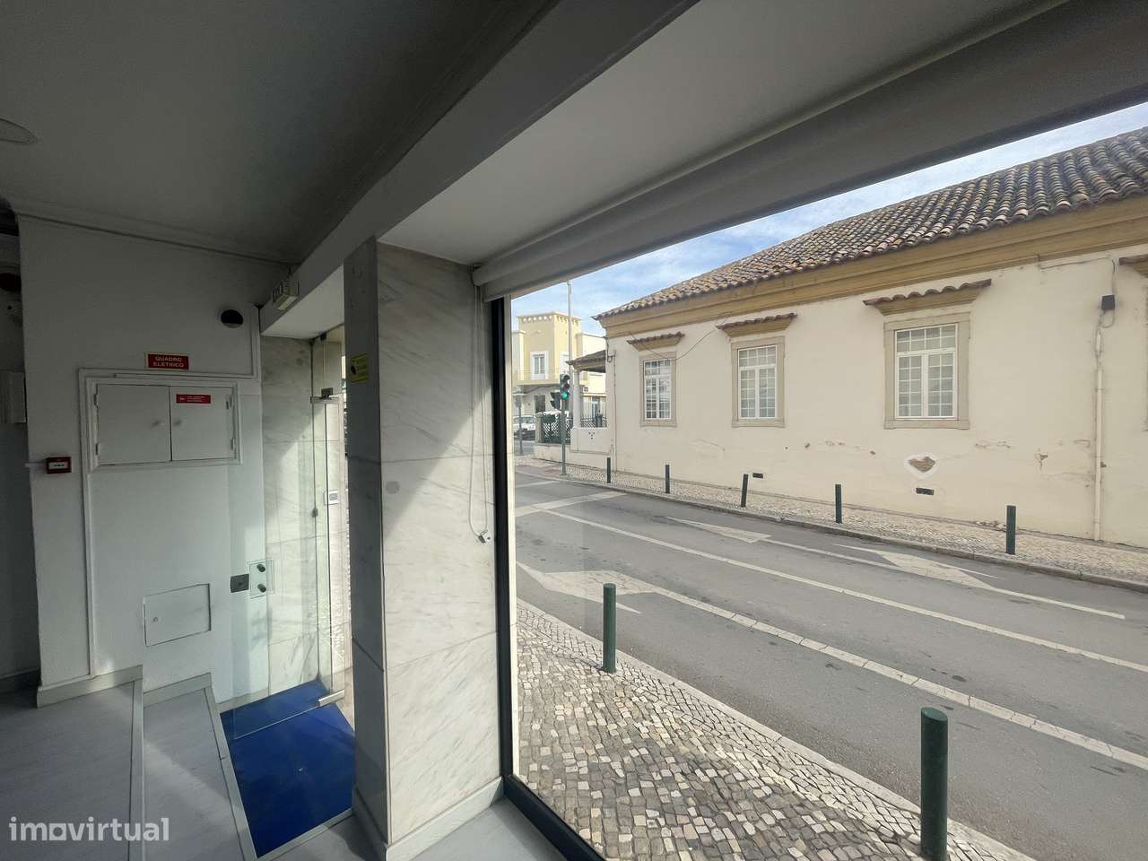 Loja próximo de mercado - Grande imagem: 4/7