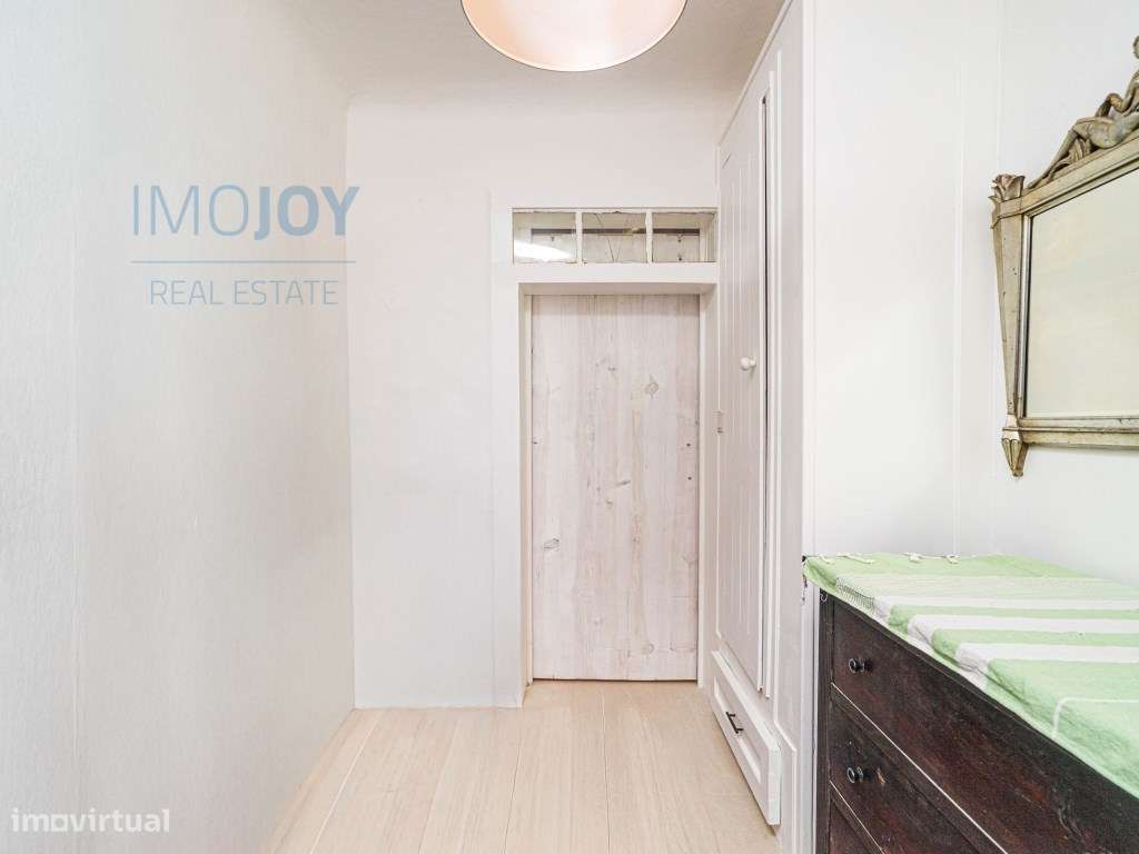 Moradia Térrea Totalmente Remodelada para Venda no Coração de Portimão-25