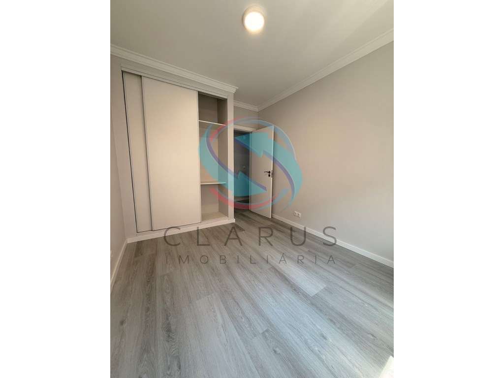 Apartamento T2 Corroios-10