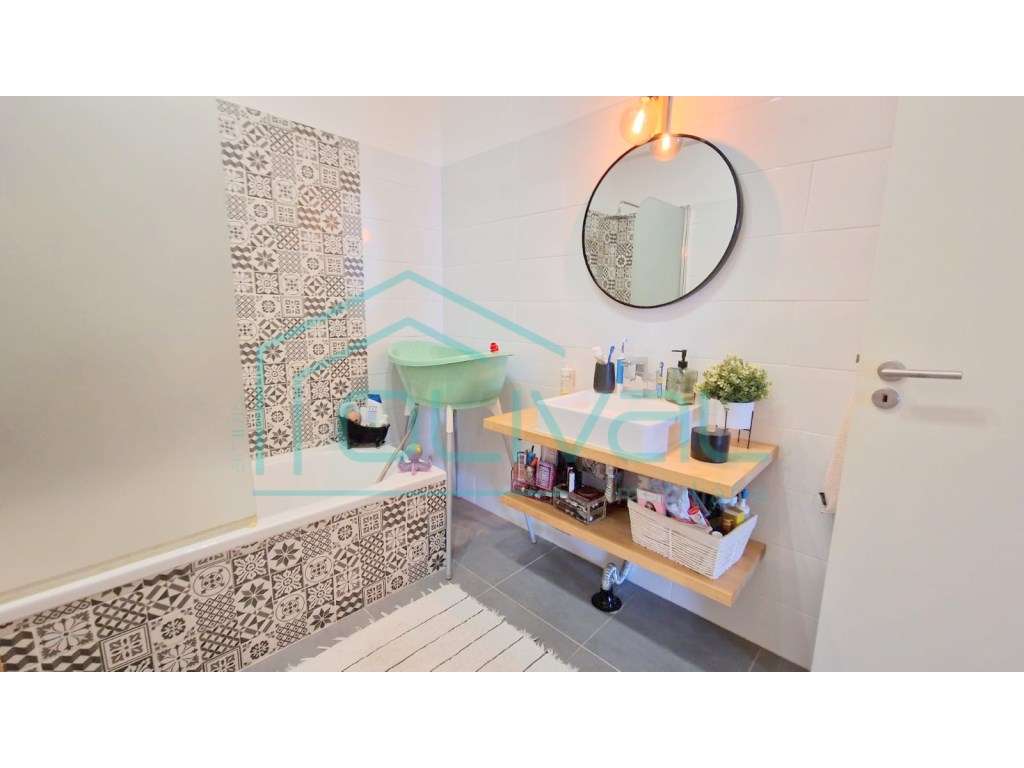 Apartamento T3 centro de Samora Correia-25