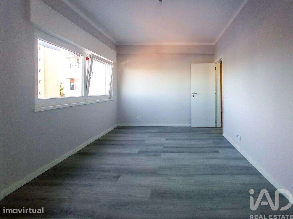 Apartamento T3 em Portimão de 101,5 m2 - Grande imagem: 5/16
