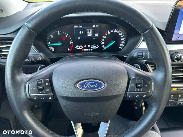 Ford Focus 1.5 EcoBlue Start-Stopp-System COOL&CONNECT DESIGN - 32