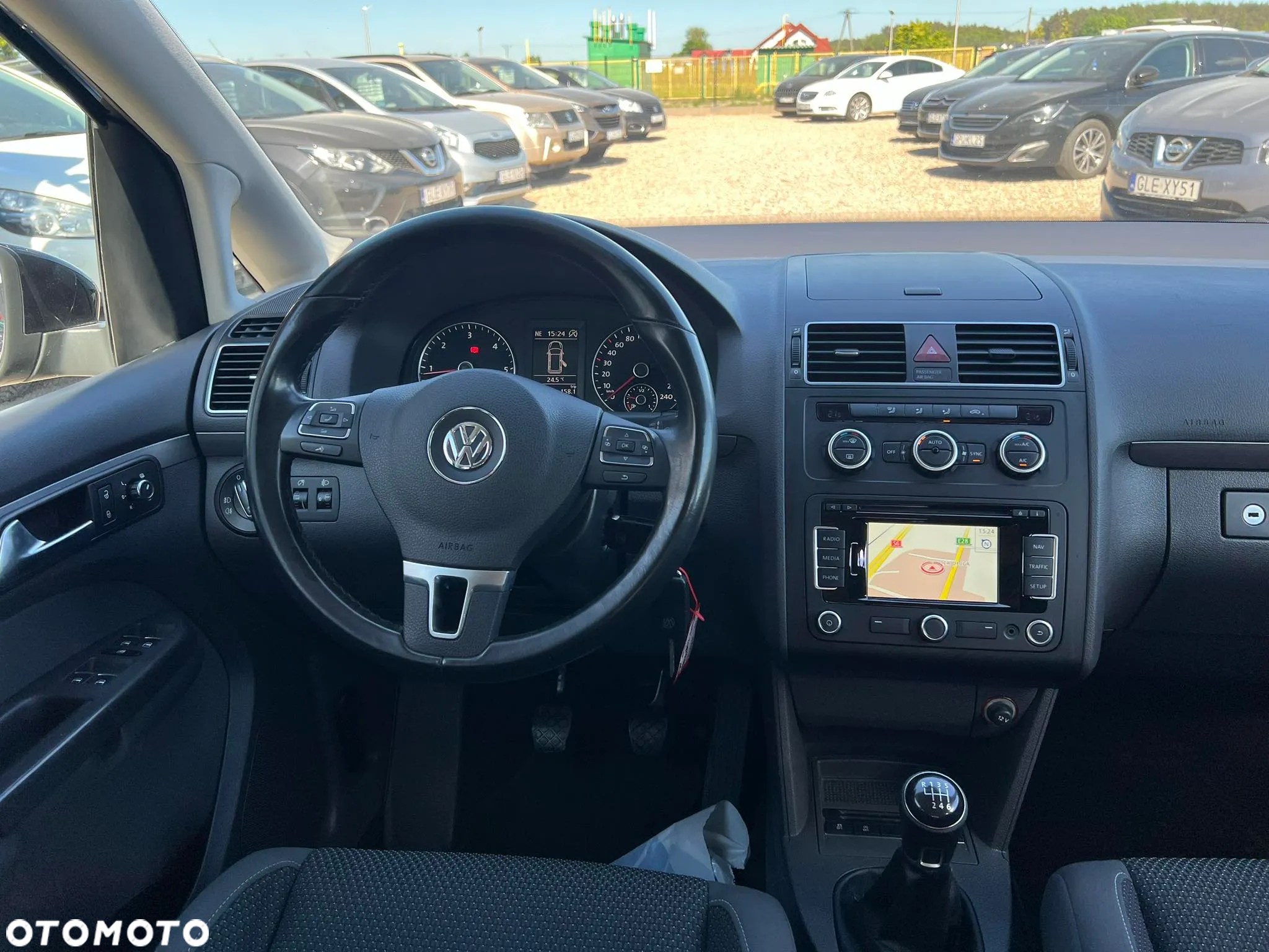 Volkswagen Touran 1.6 TDI DPF Comfortline - 10