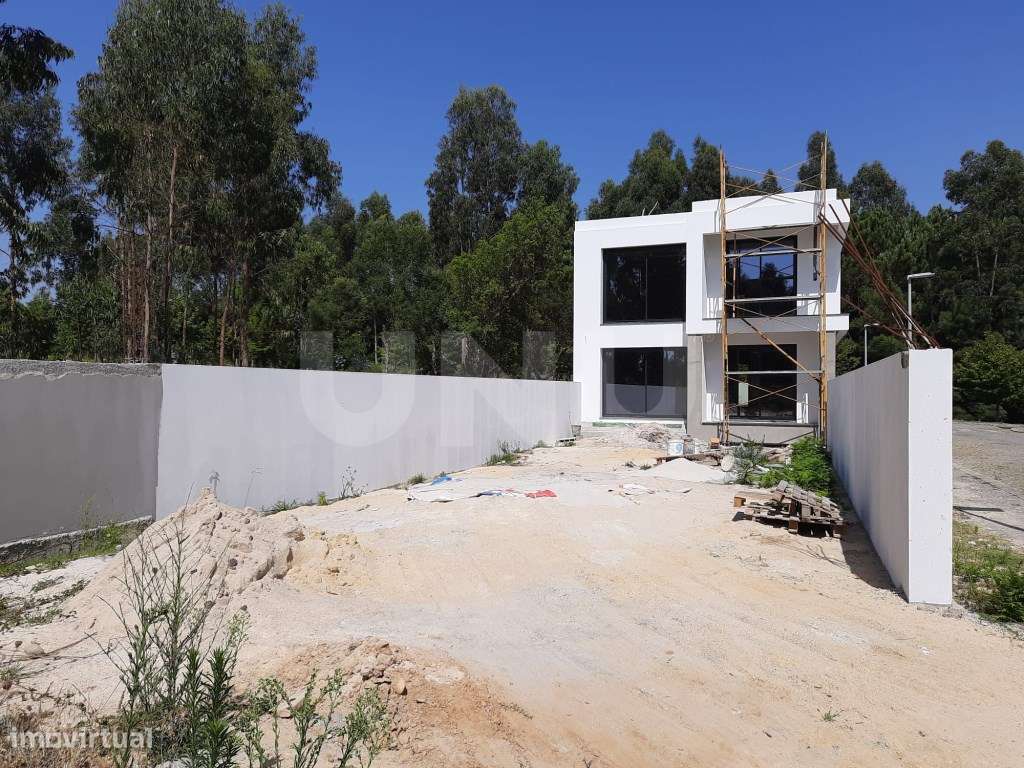 Excelente Moradia T5 nova em fase final de construção em Espinho - Grande imagem: 4/11