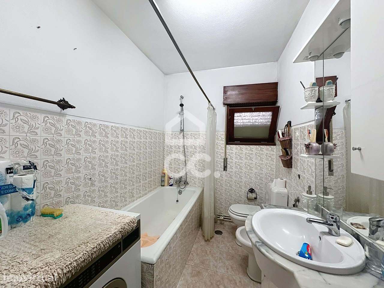 Oportunidade de Investimento: Moradia com viabilidade para 4 Unidades-16