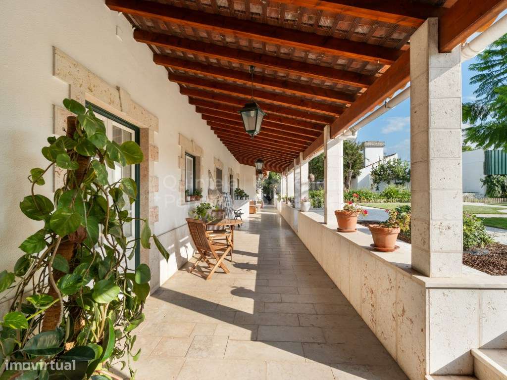 Moradia T9 para venda no centro histórico de Benavente-42