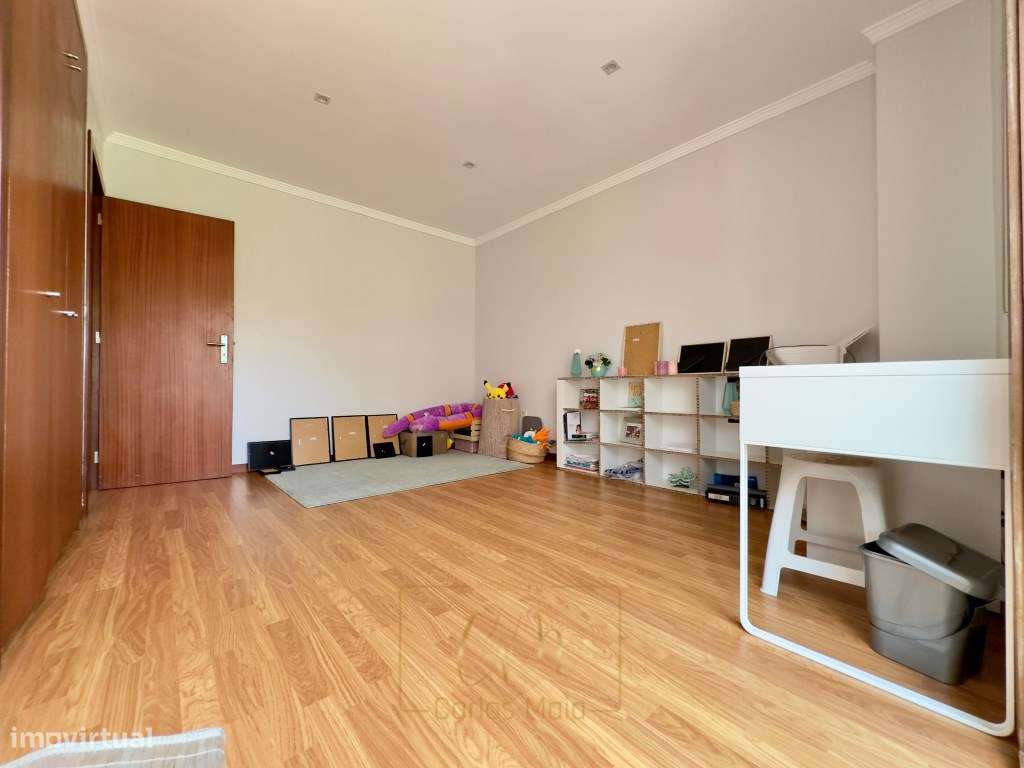 Moradia T4 com terraço, Sótão e Garagem-19