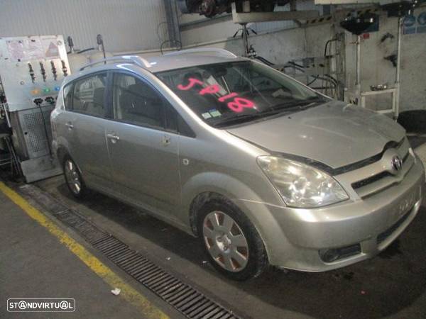 Carro MOT: 2AD CXVEL: EA62 TOYOTA COROLLA 2 VERSO FASE 1 2006 2.2D4D 136CV 5P CINZENTO DIESEL - 2